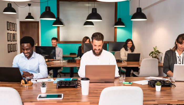 O coworking como alternativa para vencer a crise na sua empresa